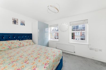 3 bedroom terraced house to rent - Photo 5