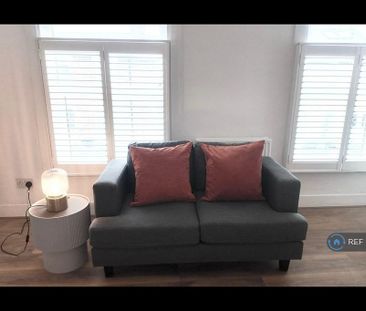 Studio to rent - Photo 4