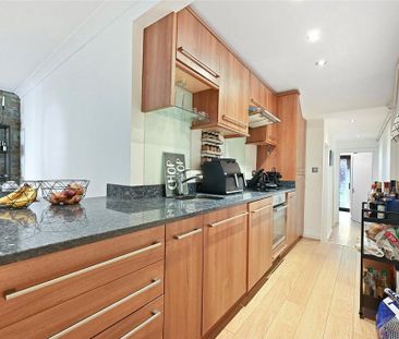 2 bedroom apartment to rent - Photo 6