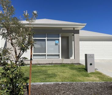 Contemporary Comfort in a Thriving Coastal Community - Photo 2