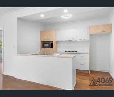 Spacious 2-Bedroom Apartment with Study and Balcony in Prime Indoor... - Photo 5