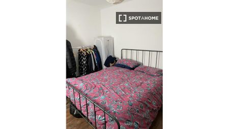 2-bedroom apartment for rent in Bray, Dublin - Photo 5