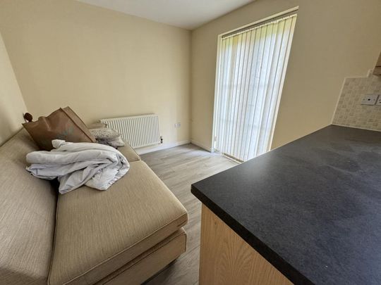 4 bedroom detached house to rent - Photo 1