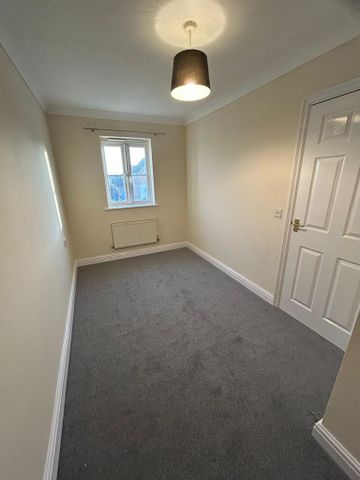 2 bedroom semi-detached house to rent - Photo 3