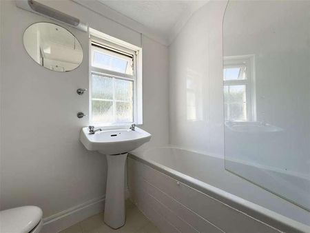Carvynick Cottages, Summercourt, TR8 - Photo 3