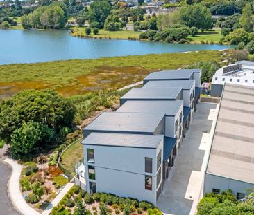 Magical Montgomery - Photo 4