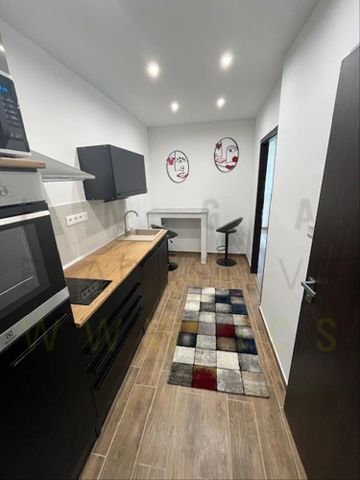 Kiadó felújított lakás - Szeged - Fotó 2