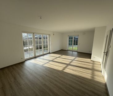 Hochwertige Doppelhaushälfte, 4 ZKB, 155 m2 WF/NF, 340 GS, Vollbad ... - Foto 1