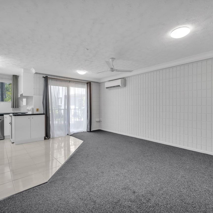 North Ward, 4810, North Ward Qld - Photo 1