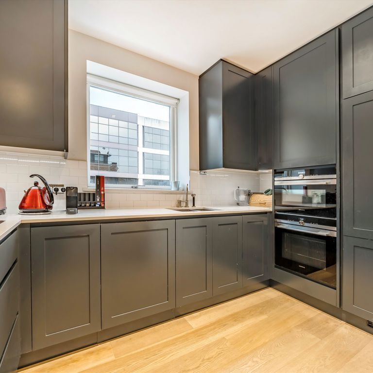 Palladian Gardens, W4 2DZ, London - Photo 1