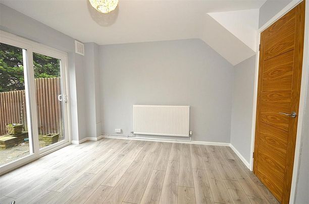 2 bedroom house to rent - Photo 1