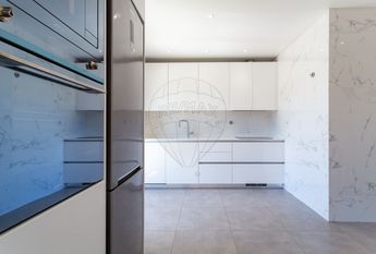 Apartamento T3 em Setúbal