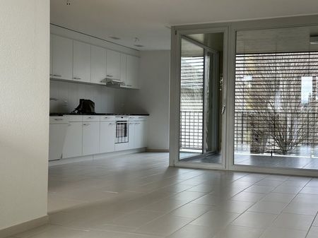 Moderne 3.5-Zimmerwohnung an zentraler Lage - Foto 3