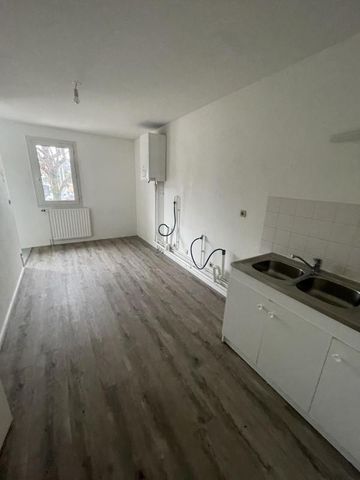 APPARTEMENT T2 60m2 ESSARTIE SMH - Photo 2