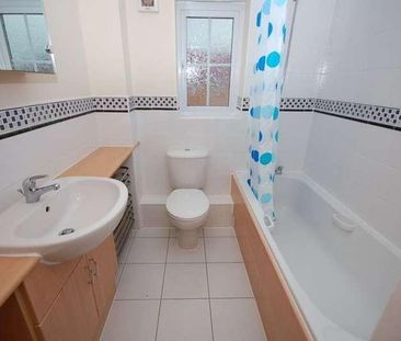 Brookhey, Hyde, SK14 - Photo 6