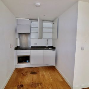 Regent House, Basildon - Photo 2