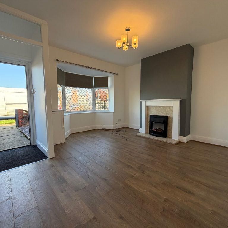 2 bedroom terraced house to rent - Photo 1