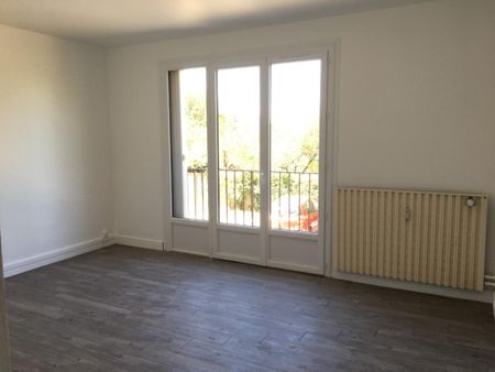 Location Appartement 1 pièce 28m² CHARTRES 28000 - Photo 5