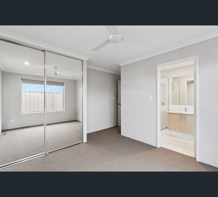 25a Bluevale Way, Yanchep, WA 6035 - Photo 5