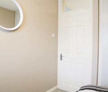 Phibsborough Road, Dublin - Photo 3