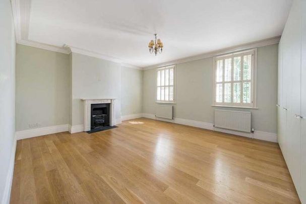 Addison Avenue, Holland, W11 - Photo 1