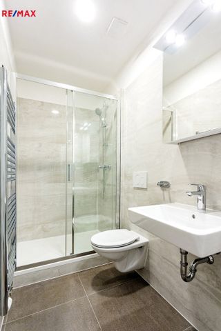 Pronájem bytu 1+kk 24 m² - Photo 2