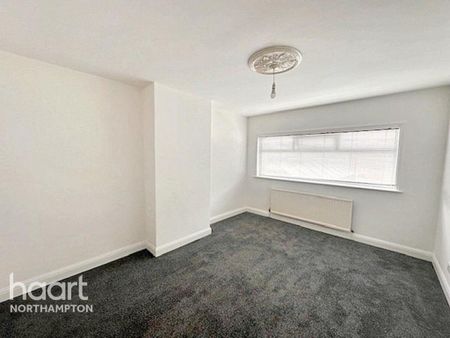 3 bedroom detached house to rent - Photo 2