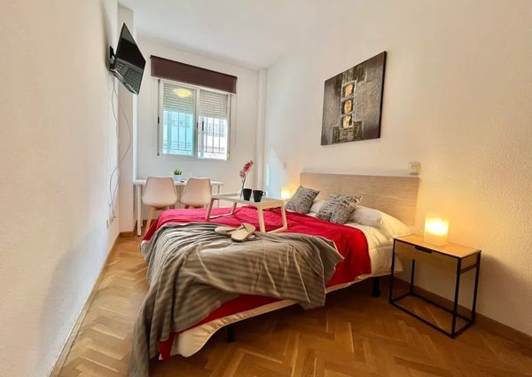 Calle de Felipe Castro, Madrid, Community of Madrid 28026