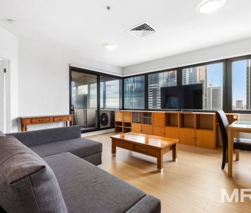 Inner-City Living with Melbourne Central at your doorstep - Photo 2