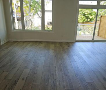 For Lease - 17 Shamrock Common Unit# 17, St. Catharines, Ontario - Photo 1