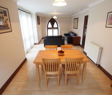 2 bedroom flat to rent - Photo 3
