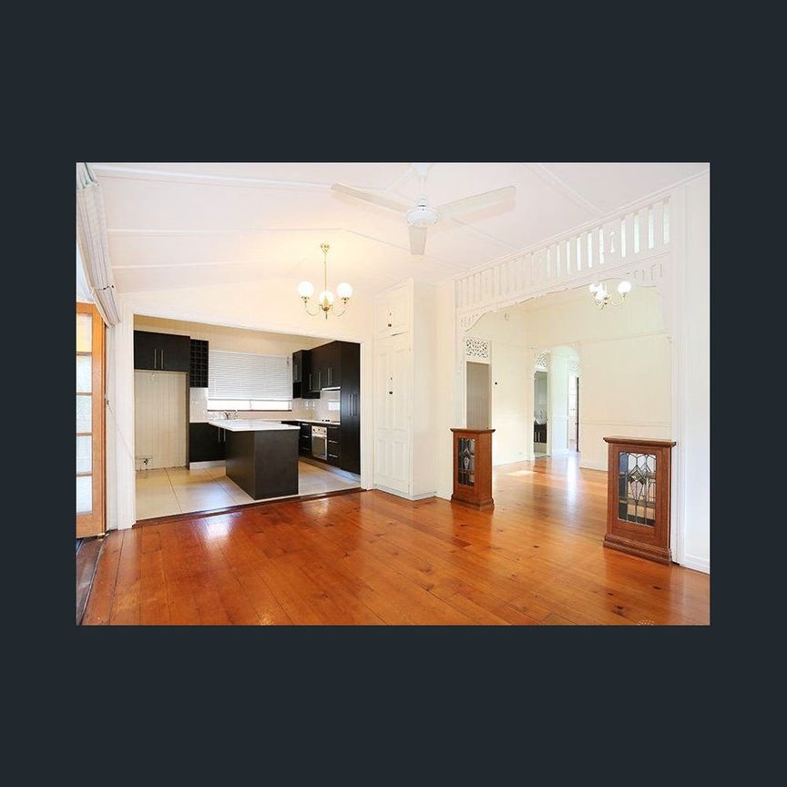 Elevated Living in the Heart of Clayfield - Photo 1