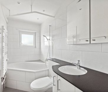 Grosszügige Familienwohnung zu Vermieten! - Photo 3