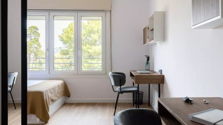 Room in a shared 8-bedroom apartment for rent in Sant Gervasi Galvany. - Photo 3