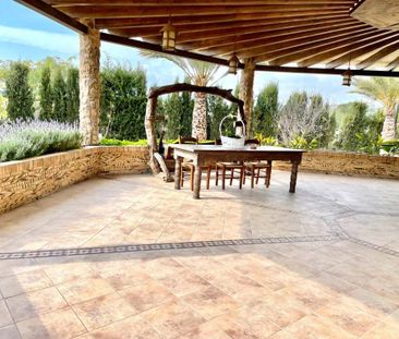 6 room luxury Villa for rent in Elche, Valencia - Photo 2