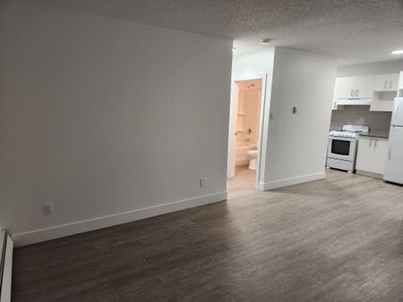 Rosario Apartments - Photo 2