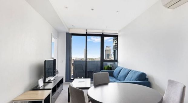 Spacious apartment in the heart of Southbank! - Photo 1