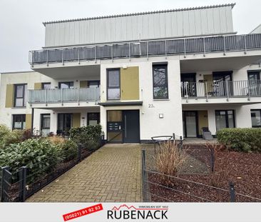 Moderne Dachgeschosswohnung mit Dachterrasse in Nienburg - barriere... - Foto 1