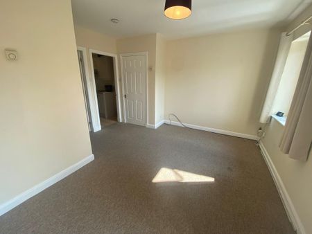 1 bedroom apartment to rent - Photo 2
