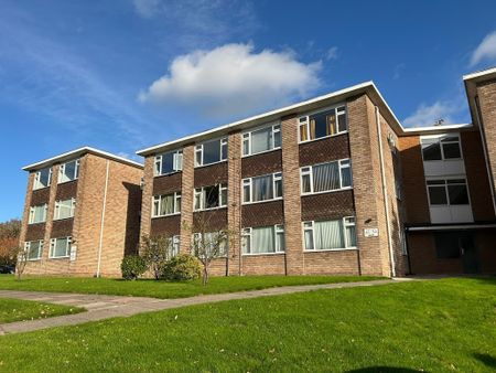 Savoy Close, Harborne, Birmingham - Photo 5