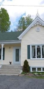 Maison à louer à Ste-Adèle, foyer au bois, ANIMAUX, 5 électro neufs, A/C, 01 mai, 01 juin ou 01 juillet, - Photo 3