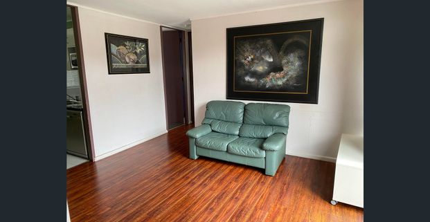 BRIGHT 2 BEDROOMS TOP FLOOR UNIT AT A PRIME LOCATION - Photo 1