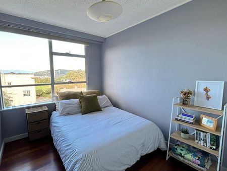 3 Bedrooms in Kelburn with Harbour Views - Photo 5