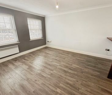 Station Road - Photo 3