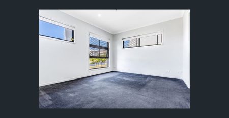 Modern Living With Ducted Air Conditioning and Outdoor Entertaining - In Prime Location! - Photo 3