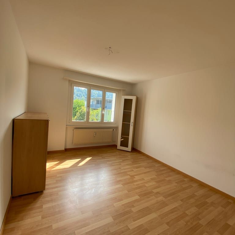 4.5 Zimmer, 1 m², 1. Stock - Photo 1