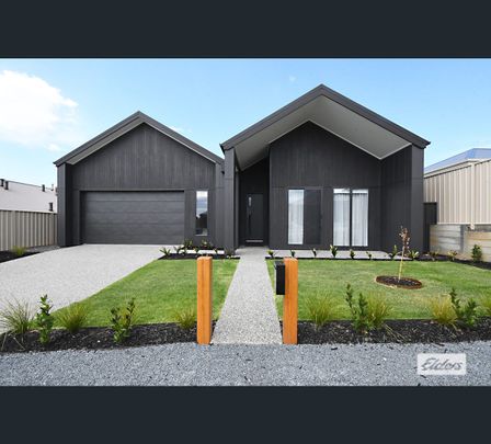 44 Bremer Avenue, Leneva, Vic 3691 - Photo 1