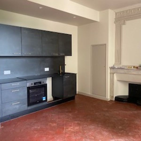 Location Appartement 2 pièces 37m² UZES 30700 - Photo 1