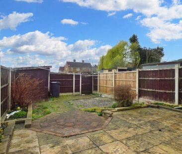 3 bedroom terraced house to rent - Photo 2