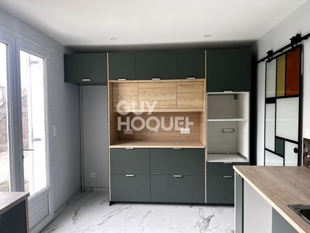 Maison rénovée au coeur de Saint Donatien 116 m2 - Photo 3